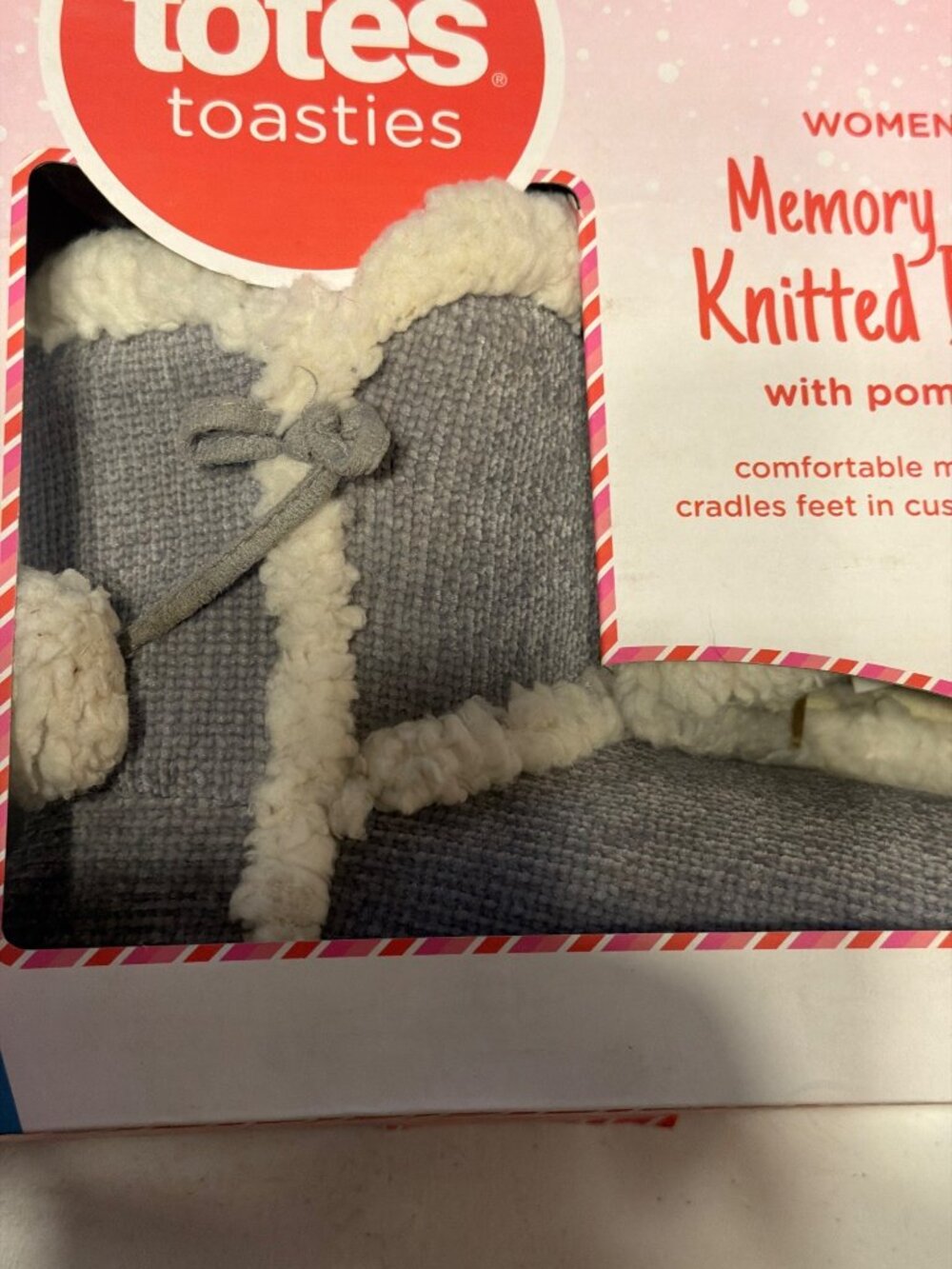 Totes Toasties Womens Memory Foam Knitted Bootie With Pom Poms Size 8-9 - Picture 4 of 4